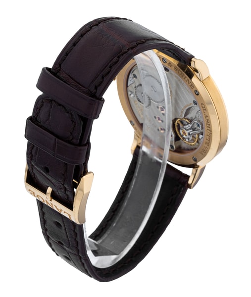 A. Lange and Sohne Saxonia Thin 201.033